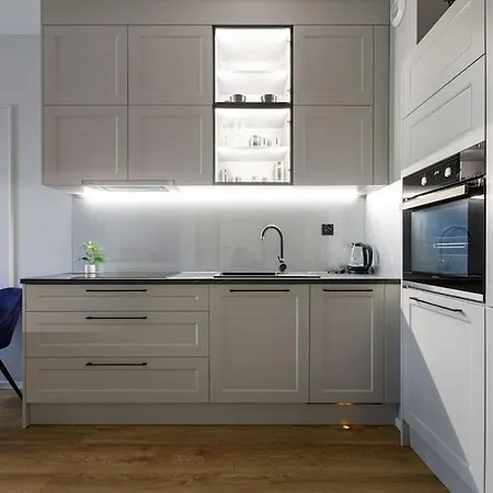 Close-central - Center - One Bedroom - Jp19