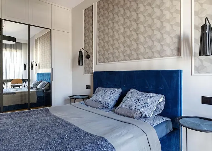 Close-central - Center - One Bedroom - Jp19 *